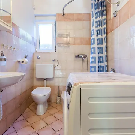 Marina 3 Bdr With Parking Apartment Zadar