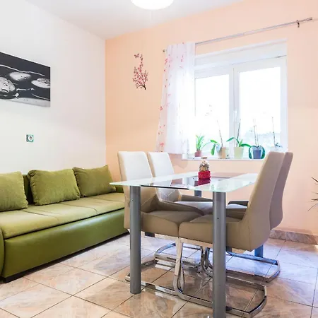 Apartment Marina 3 Bdr With Parking Zadar